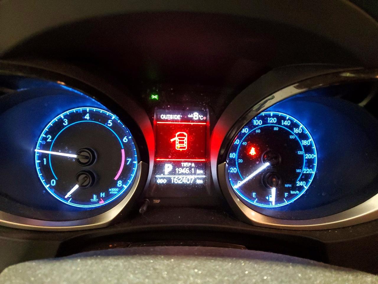 2015 TOYOTA COROLLA L photo 9
