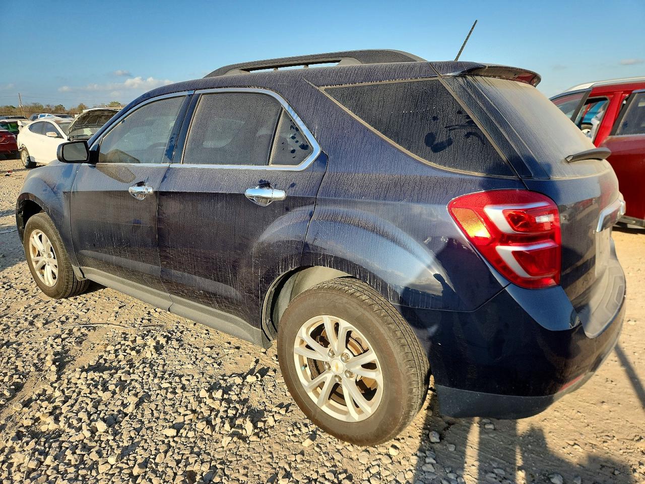 2016 CHEVROLET EQUINOX LT photo 2