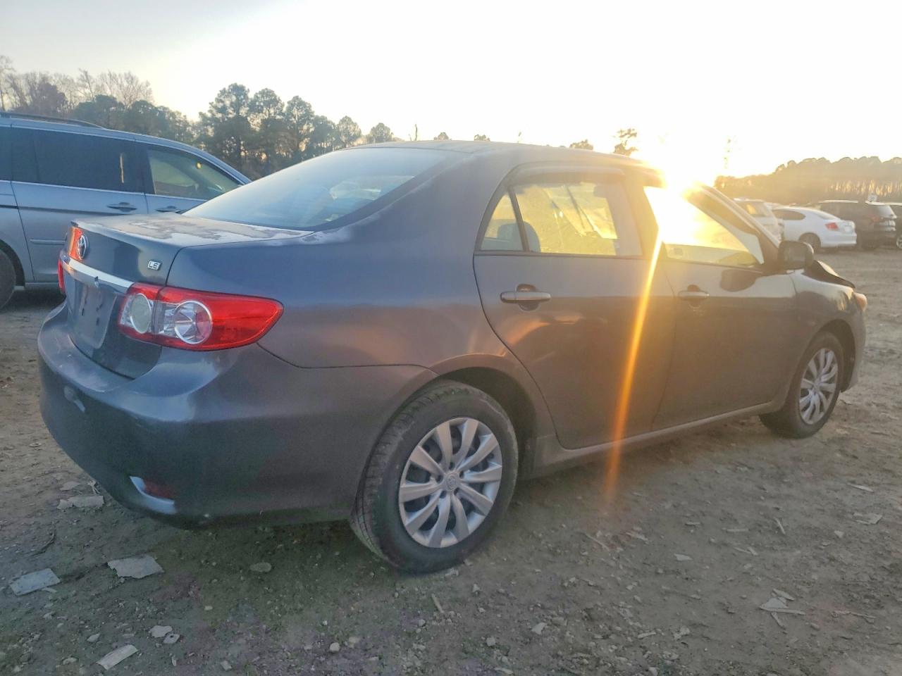 2012 TOYOTA COROLLA BASE photo 5