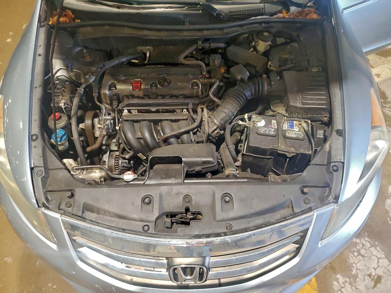 2011 HONDA ACCORD LX photo 21