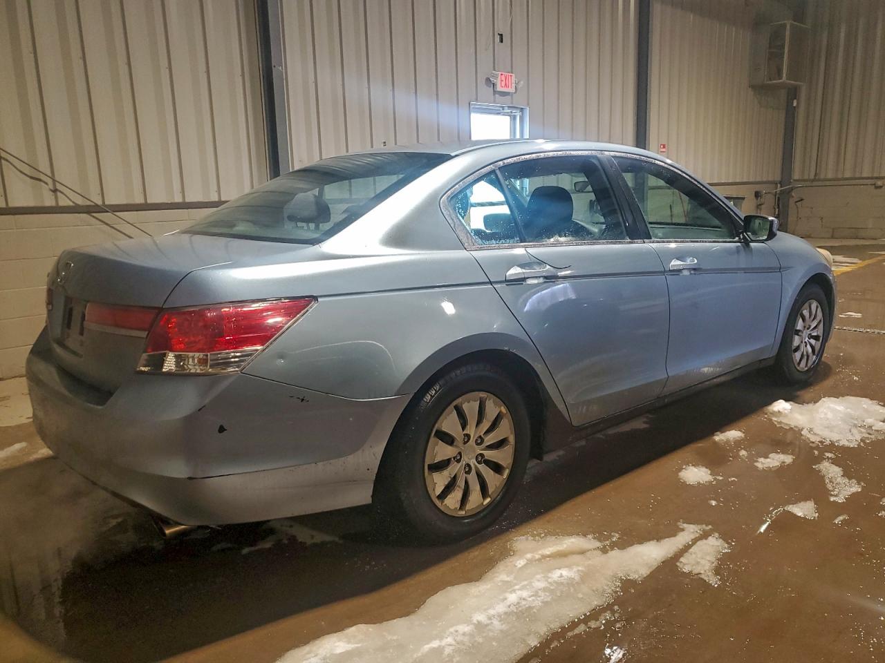 2011 HONDA ACCORD LX photo 5
