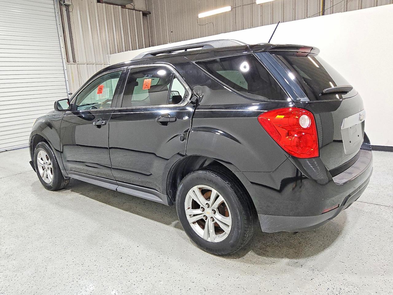 2015 CHEVROLET EQUINOX LT photo 2