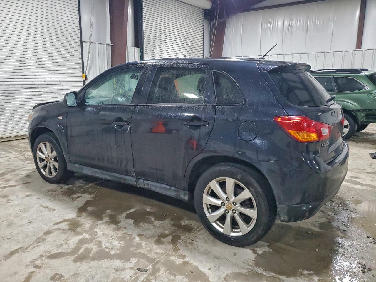 2015 MITSUBISHI OUTLANDER SPORT ES photo 2