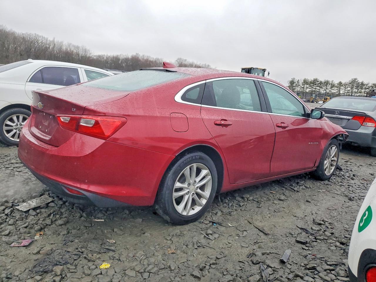 2017 CHEVROLET MALIBU LT photo 3