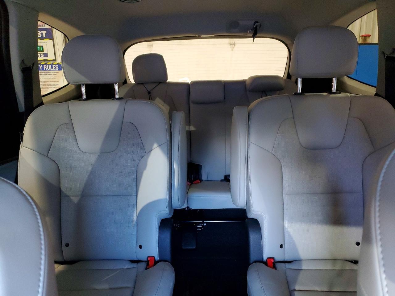 2025 KIA TELLURIDE S photo 10