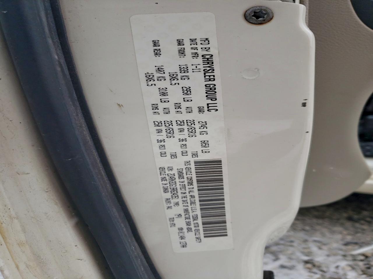2011 DODGE GRAND CARAVAN MAINSTREET photo 13