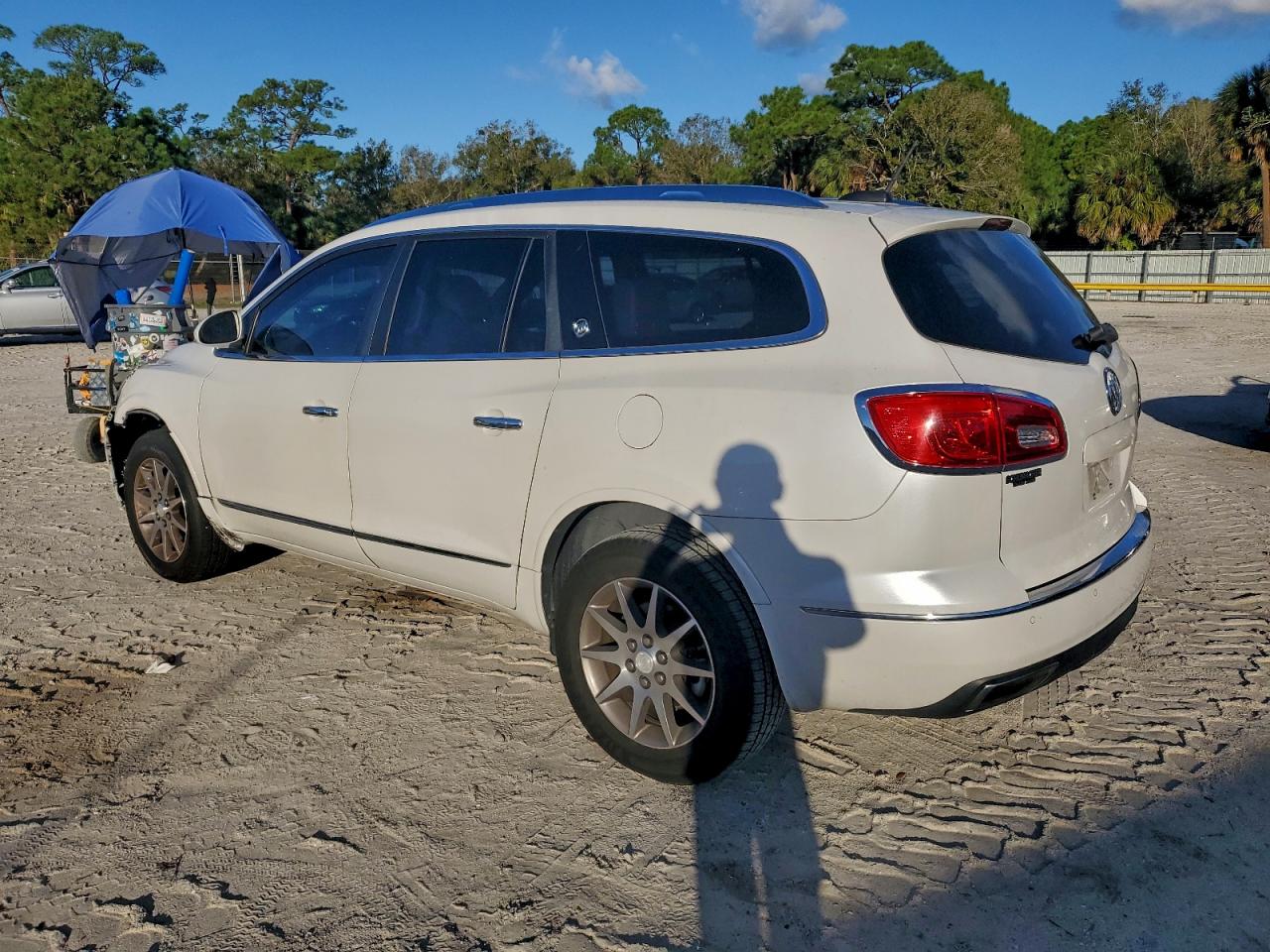 2016 BUICK ENCLAVE photo 2