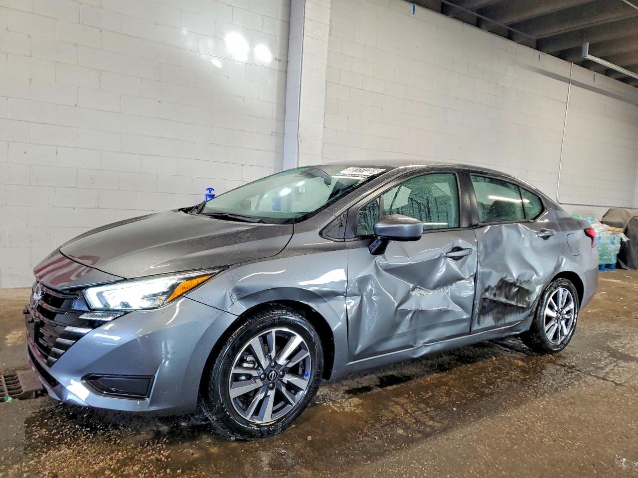 2025 NISSAN VERSA