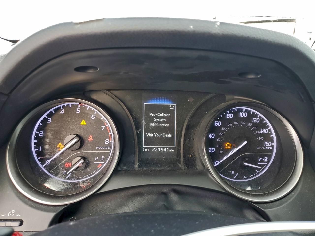 2021 TOYOTA CAMRY SE photo 9