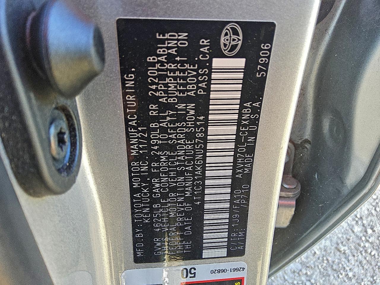 2022 TOYOTA CAMRY LE photo 12