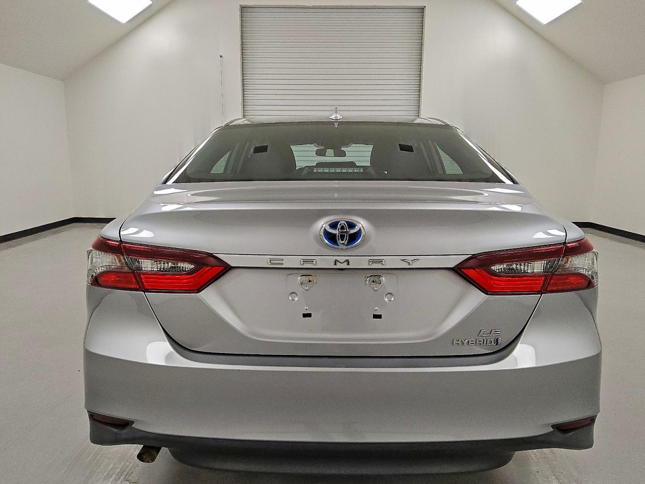 2022 TOYOTA CAMRY LE photo 6