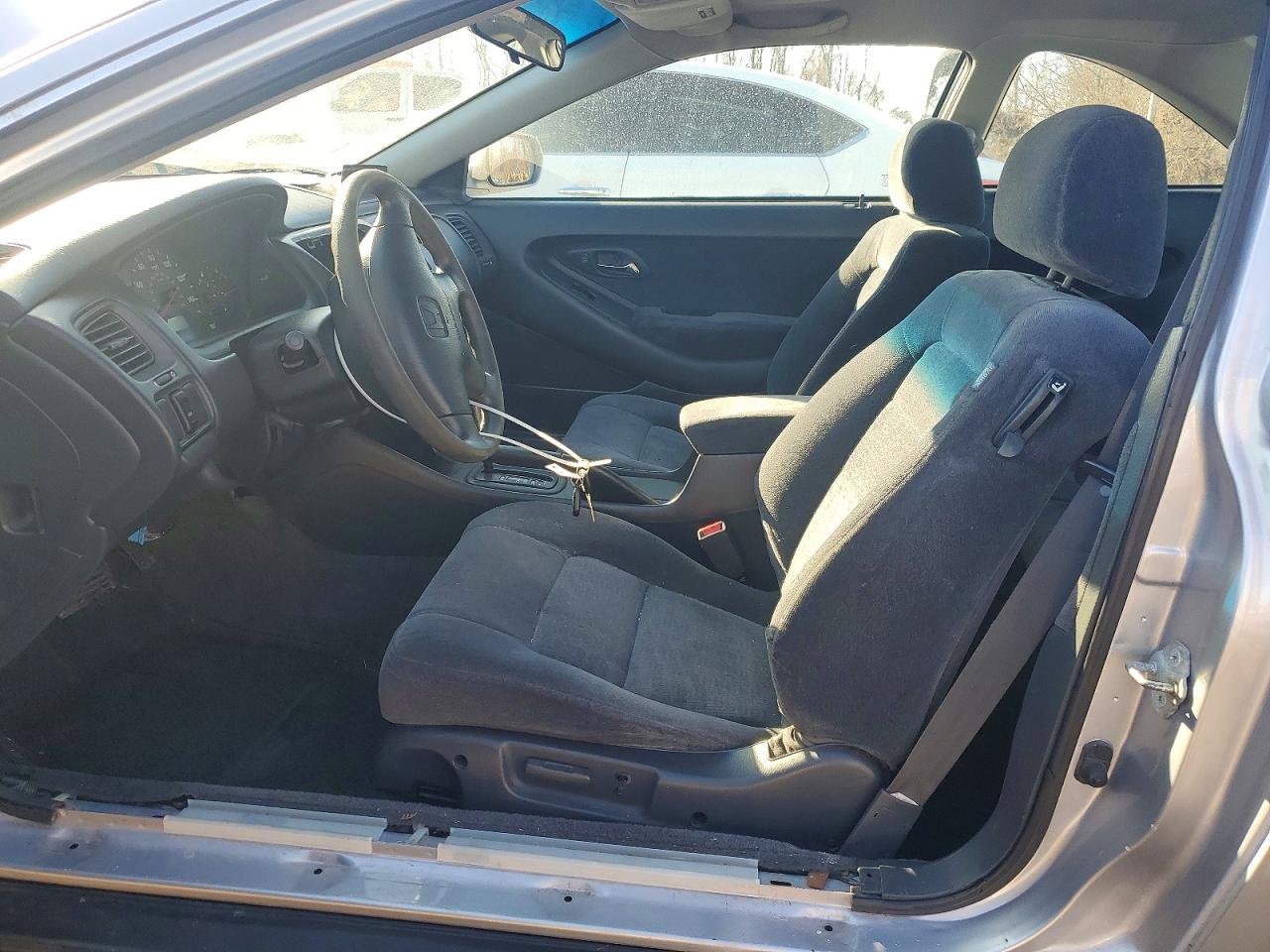 2000 HONDA ACCORD LX photo 7