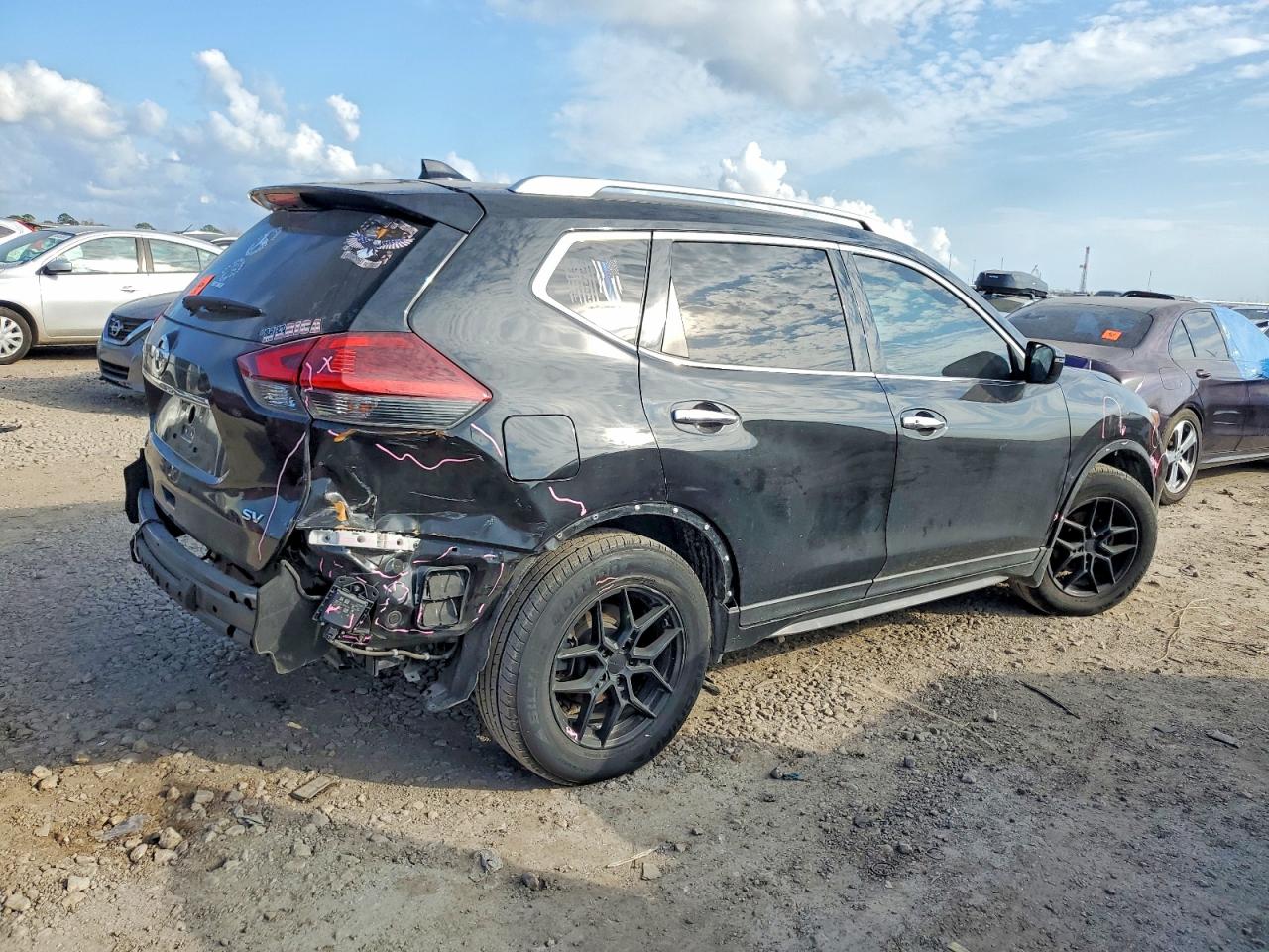 2018 NISSAN ROGUE S photo 3