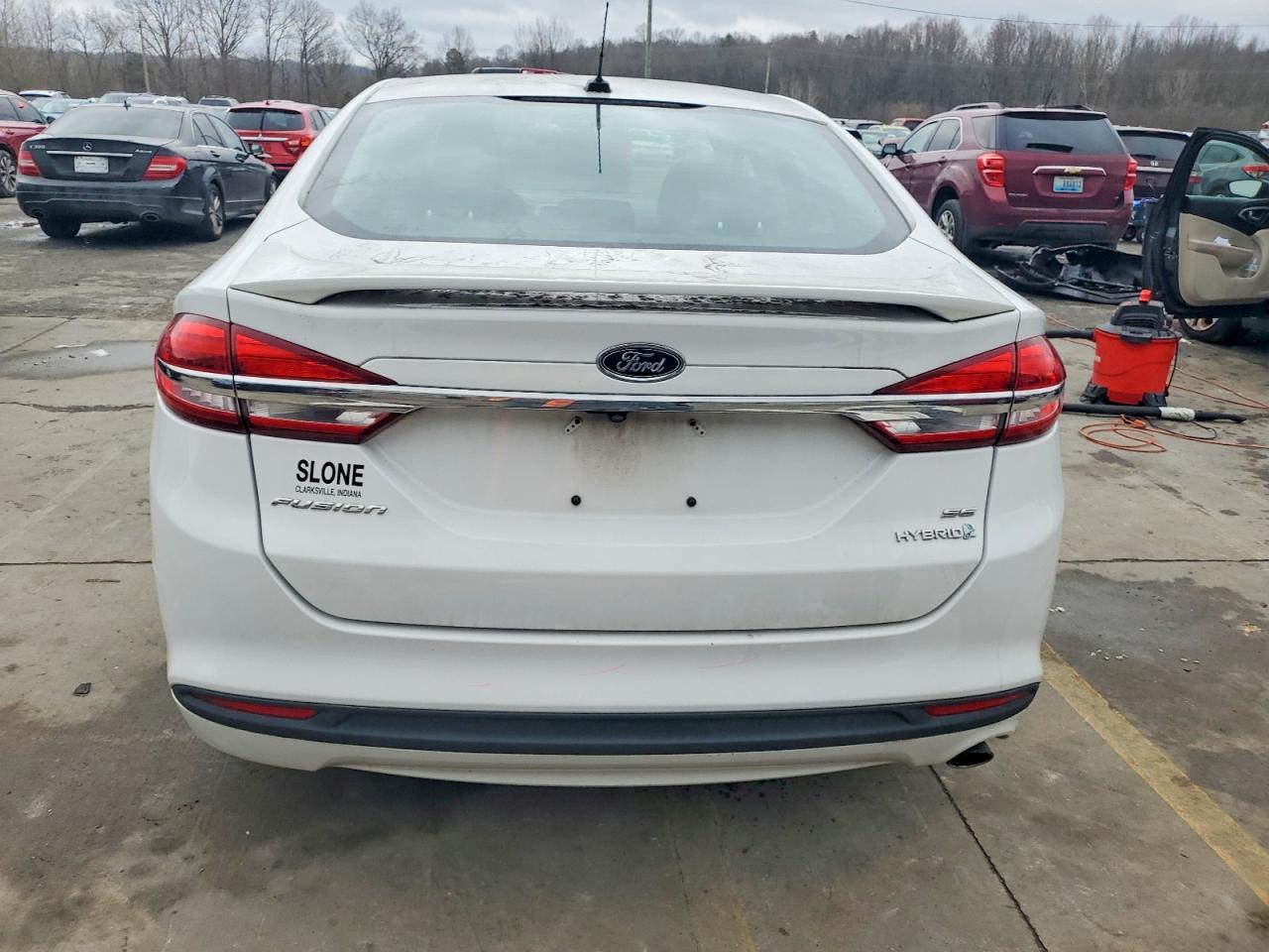 2017 FORD FUSION SE HYBRID photo 6