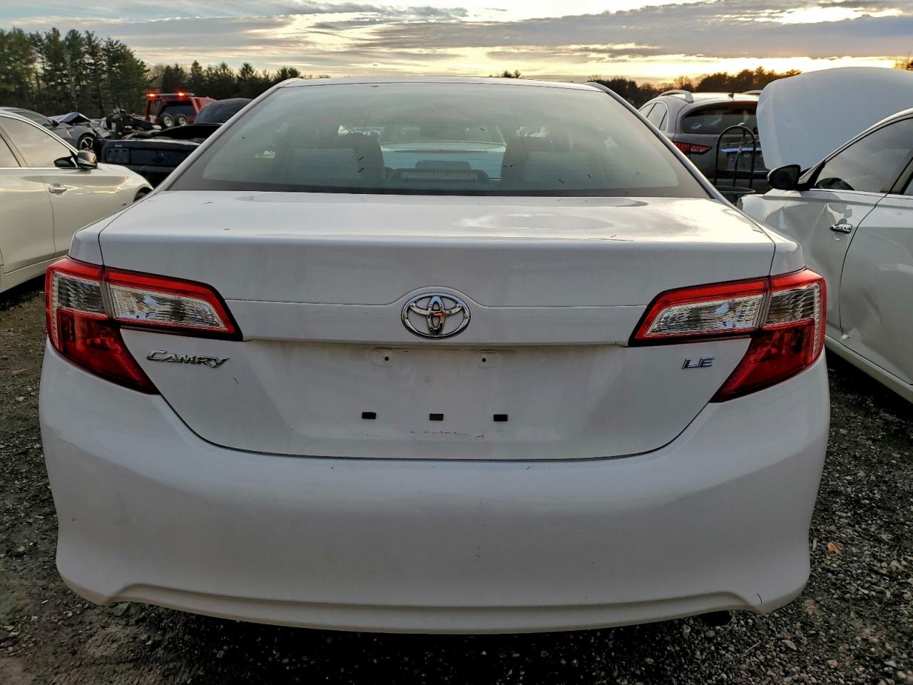 2012 TOYOTA CAMRY BASE photo 6