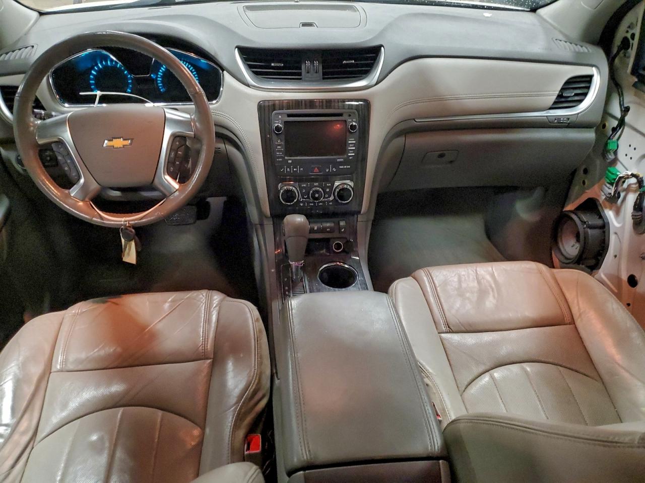 2014 CHEVROLET TRAVERSE LTZ photo 8