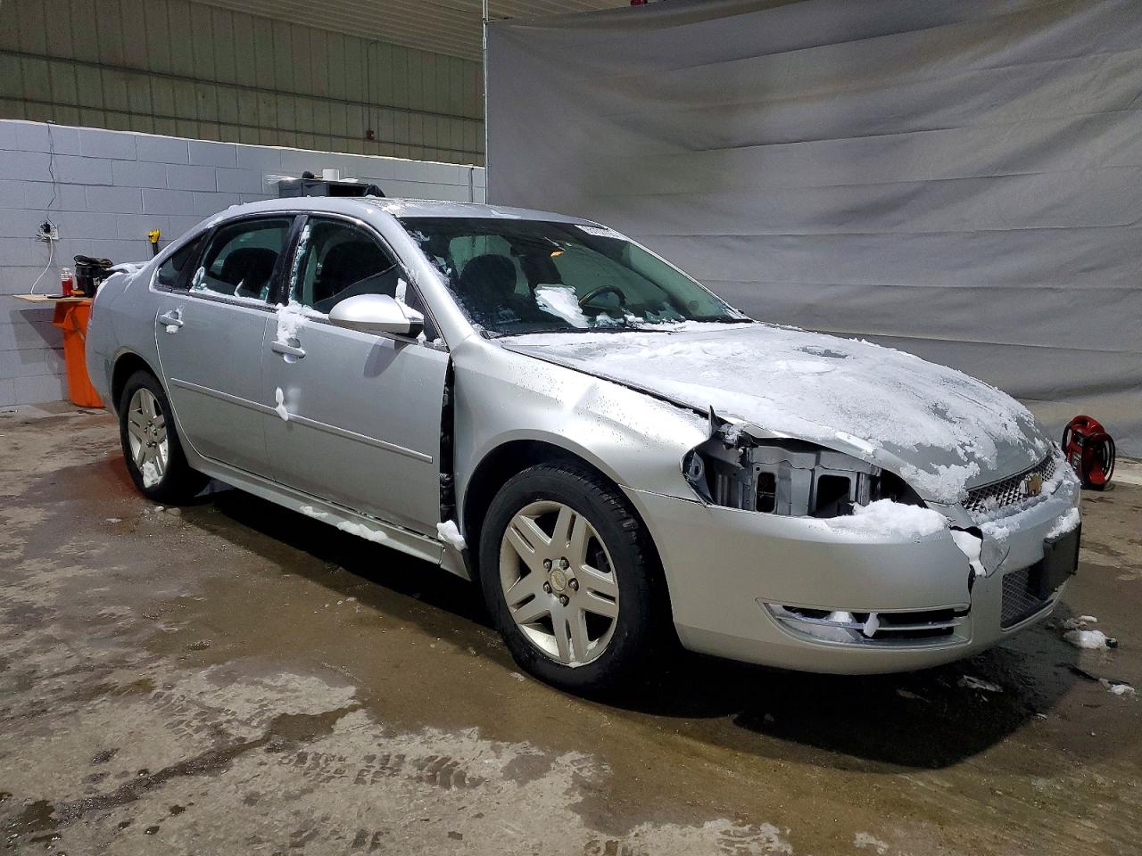 2012 CHEVROLET IMPALA LT photo 4