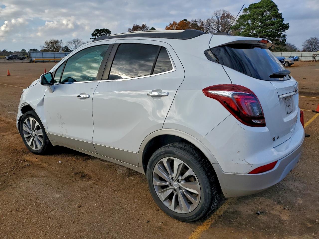 2019 BUICK ENCORE PREFERRED photo 2