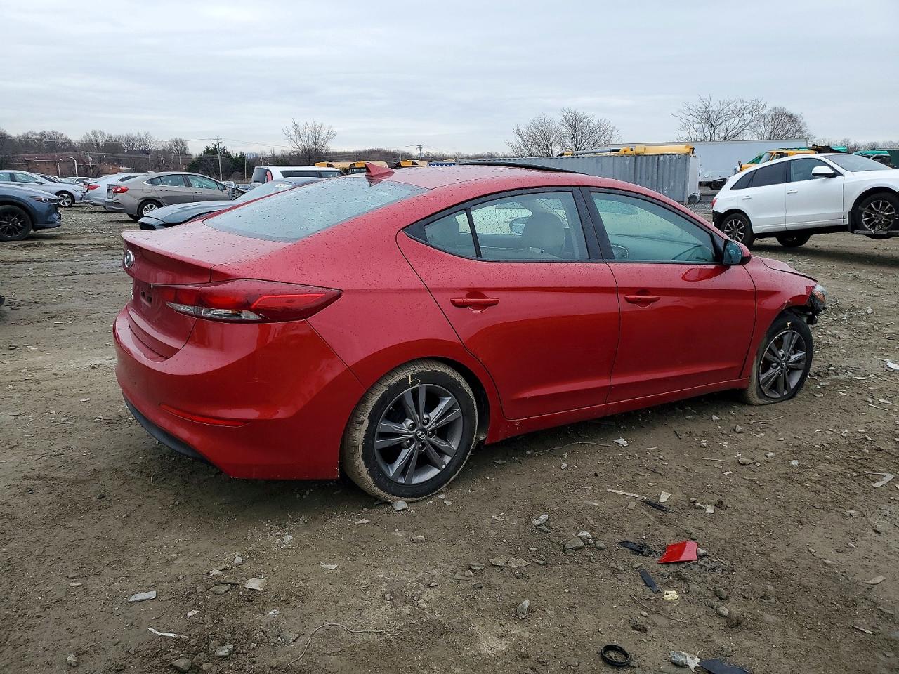 2017 HYUNDAI ELANTRA photo 3