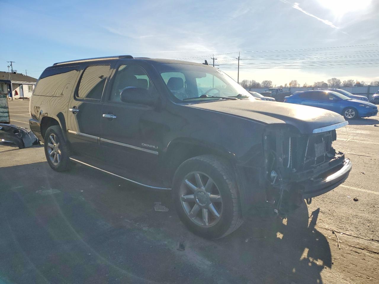2013 GMC YUKON XL DENALI photo 4