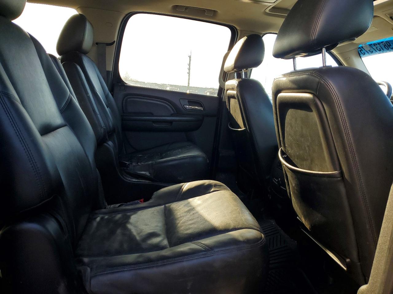 2013 GMC YUKON XL DENALI photo 11