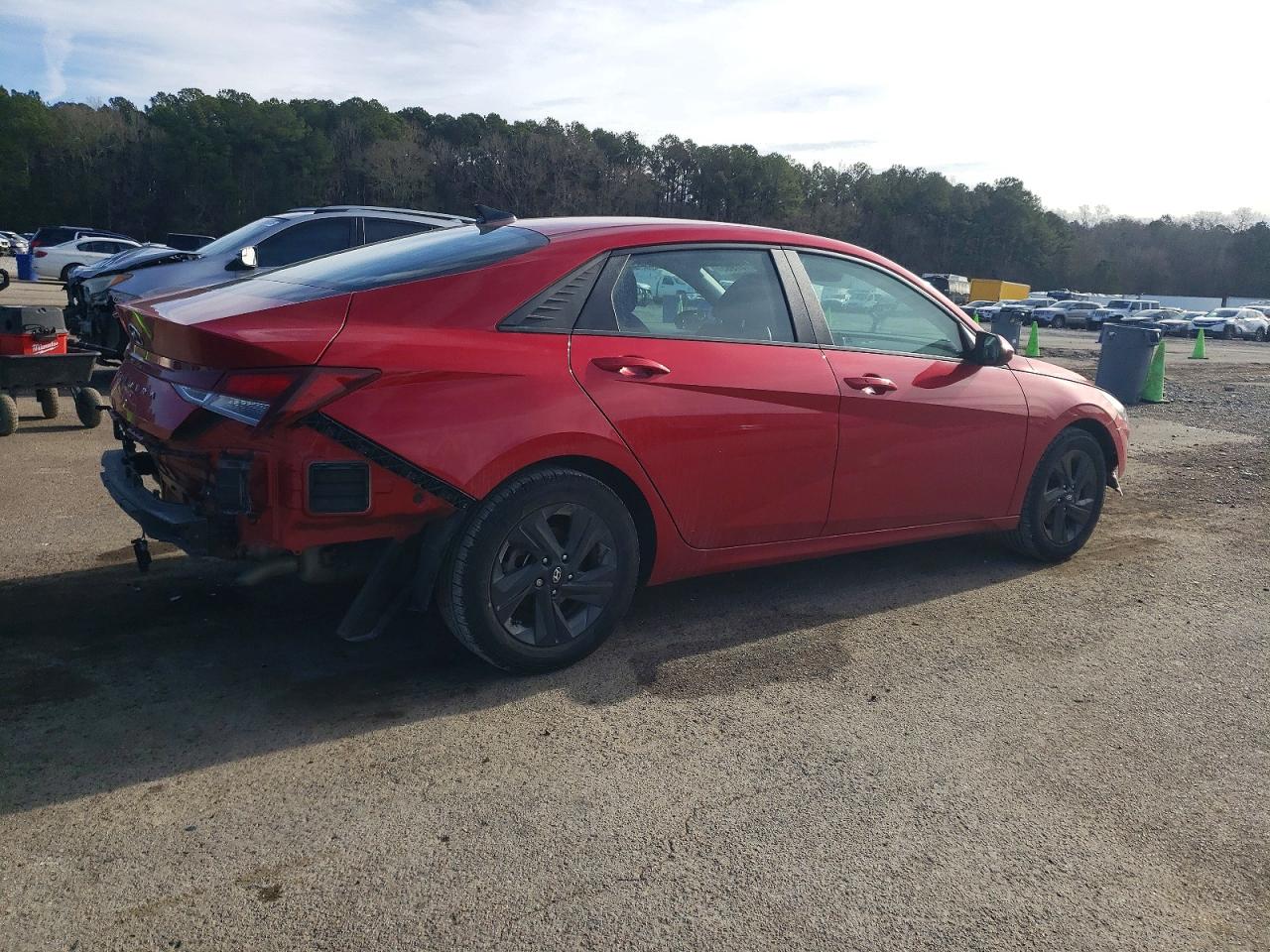 2023 HYUNDAI ELANTRA SEL photo 3