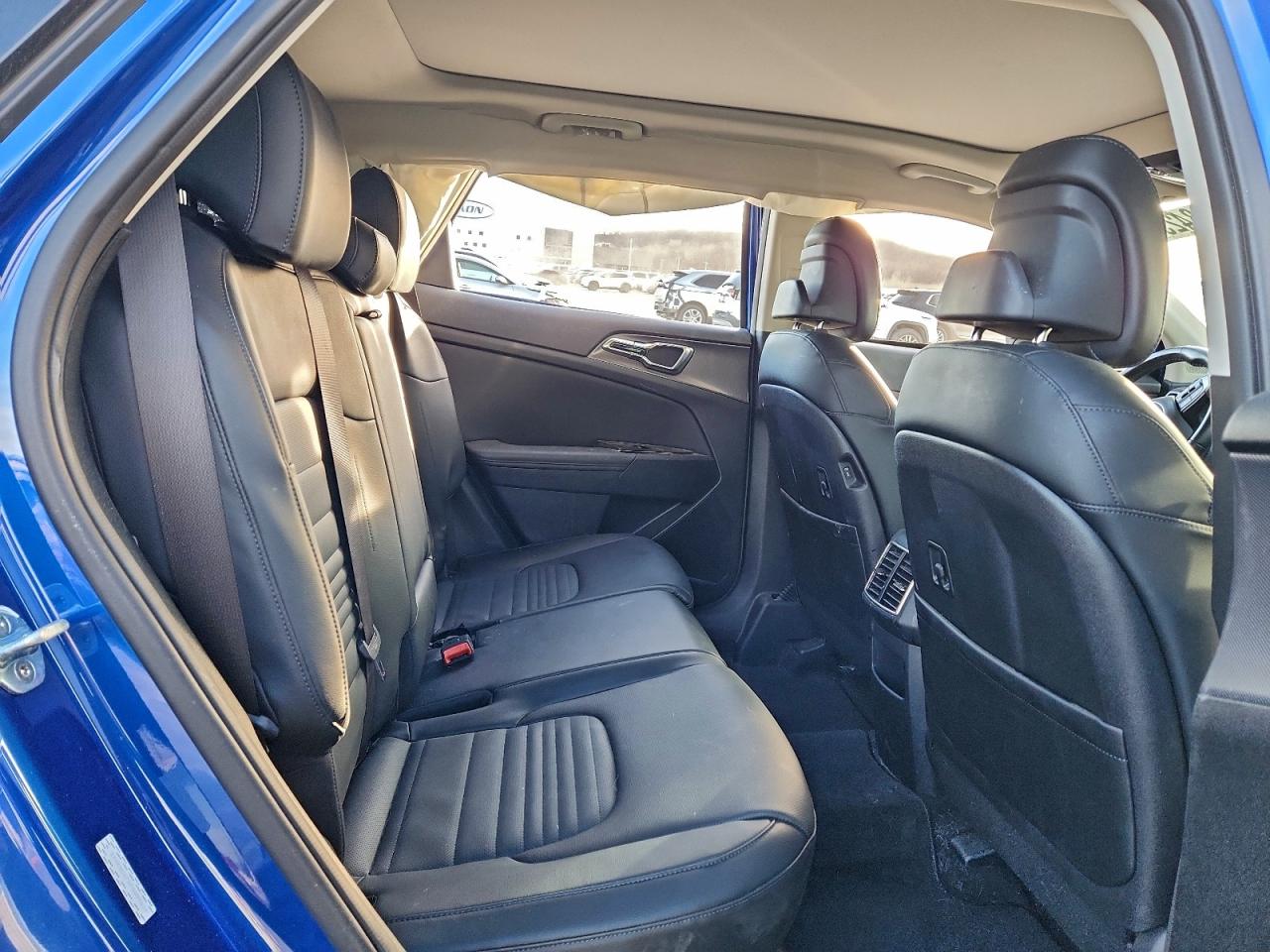 2023 KIA SPORTAGE SX PRESTIGE photo 28