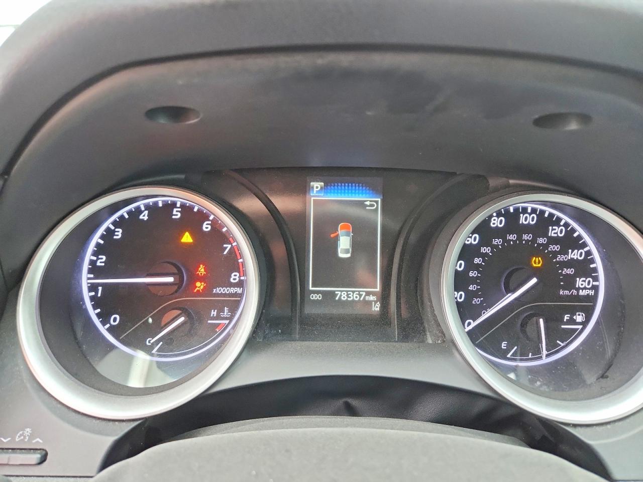 2022 TOYOTA CAMRY LE photo 25