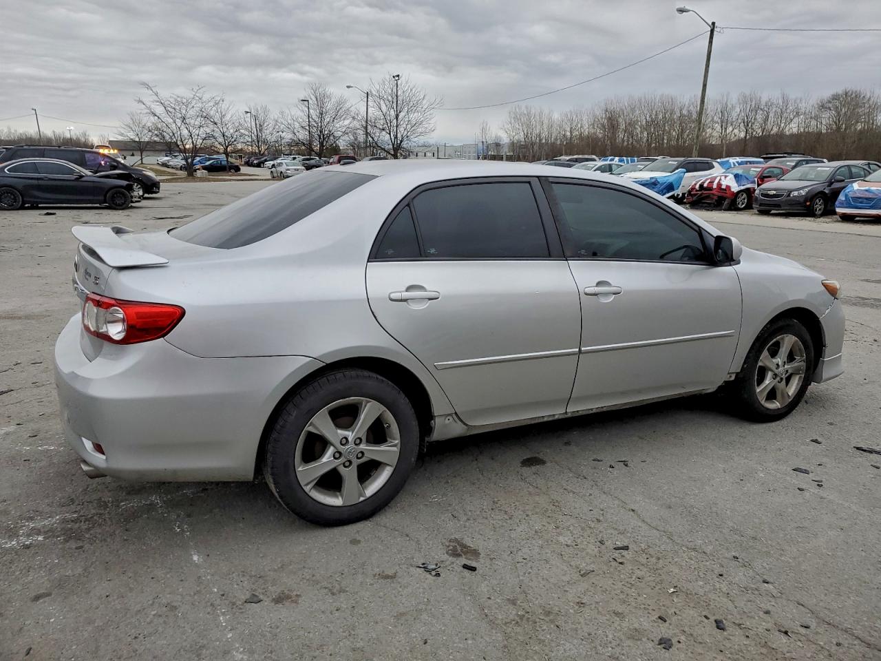 2011 TOYOTA COROLLA BASE photo 3