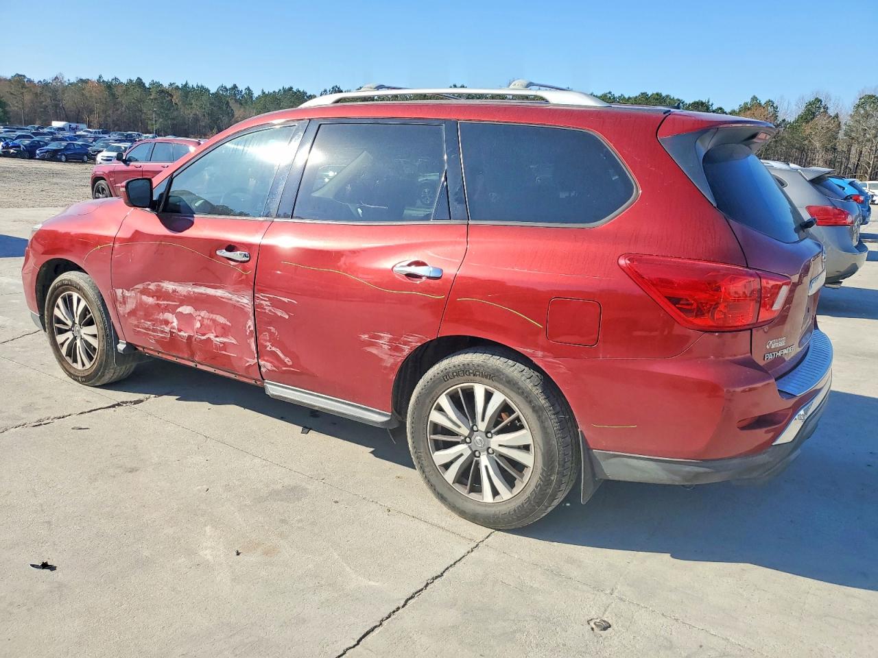 2017 NISSAN PATHFINDER S photo 2