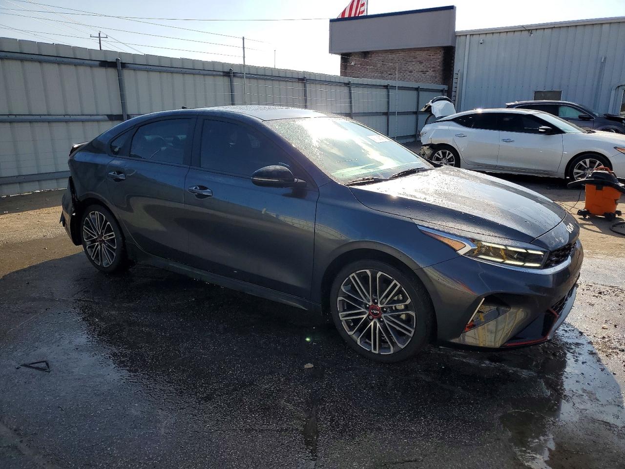 2024 KIA FORTE GT photo 7