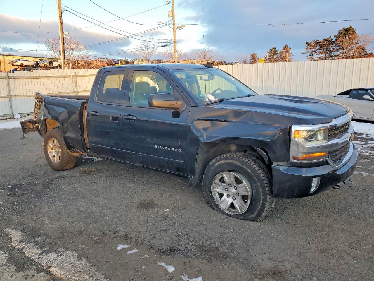 2017 CHEVROLET SILVERADO K1500 LT photo 7