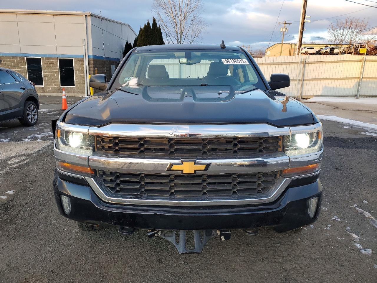 2017 CHEVROLET SILVERADO K1500 LT photo 9