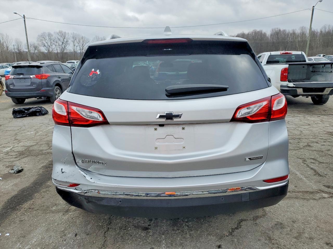 2018 CHEVROLET EQUINOX PREMIER photo 6