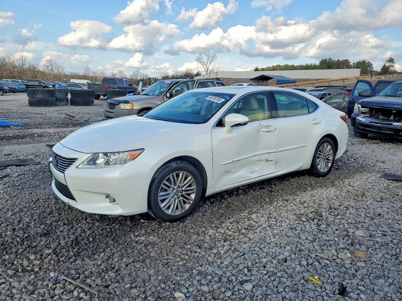 2013 LEXUS ES