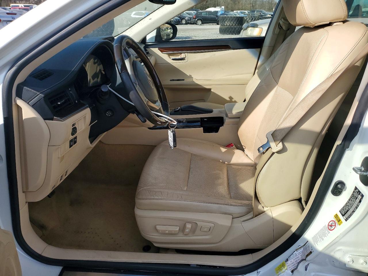 2013 LEXUS ES 350 photo 7