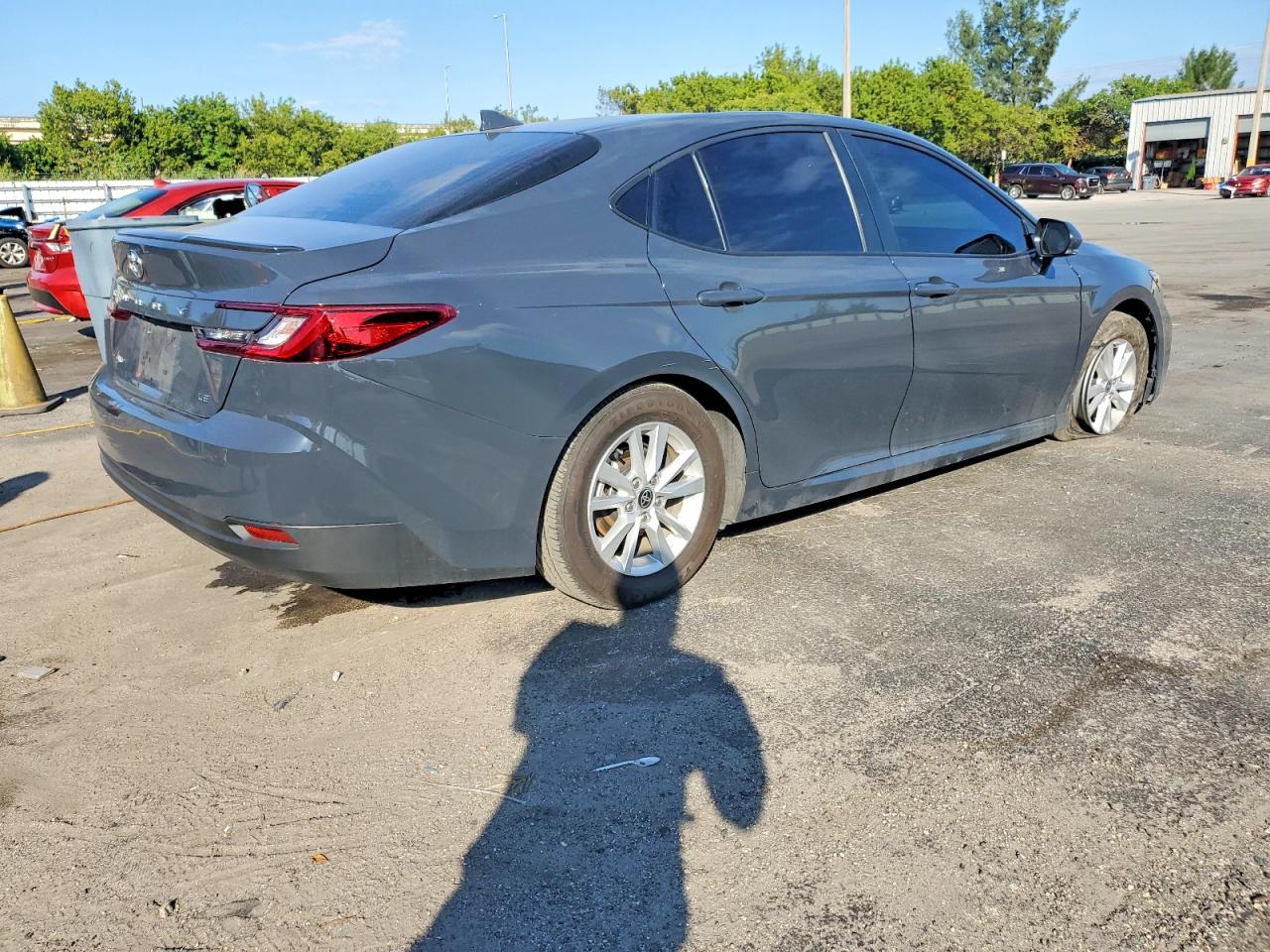 2025 TOYOTA CAMRY XSE photo 3
