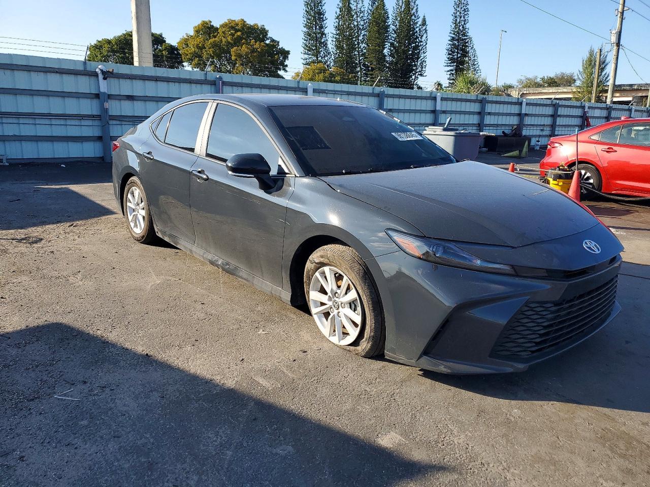 2025 TOYOTA CAMRY XSE photo 4