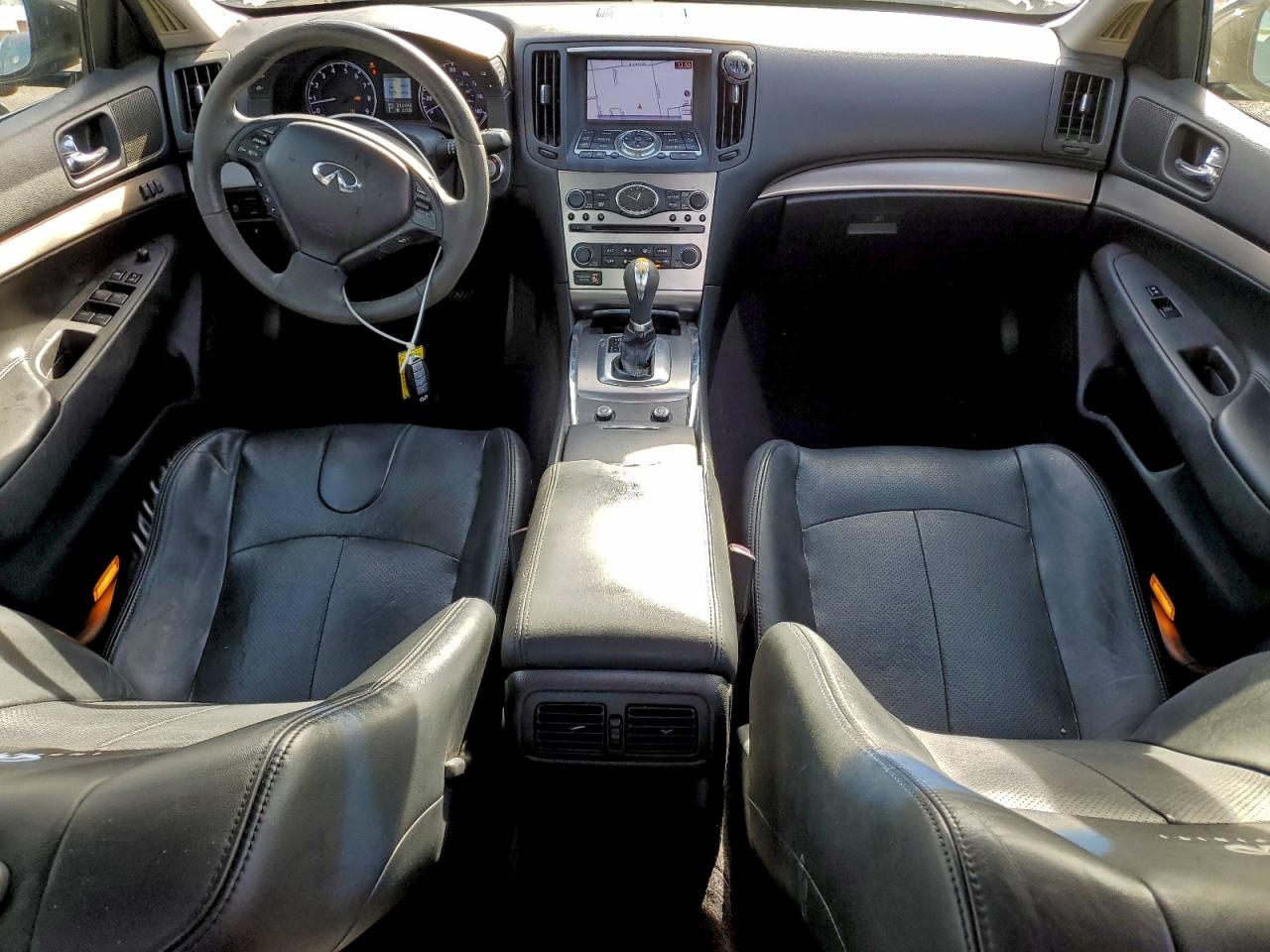 2012 INFINITI G37 BASE photo 8