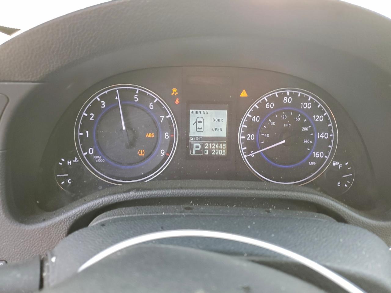2012 INFINITI G37 BASE photo 9