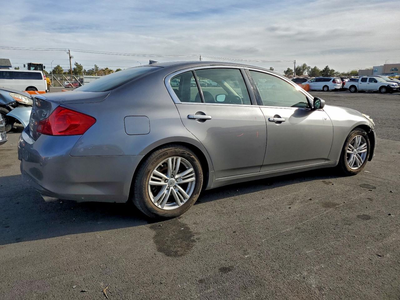 2012 INFINITI G37 BASE photo 3