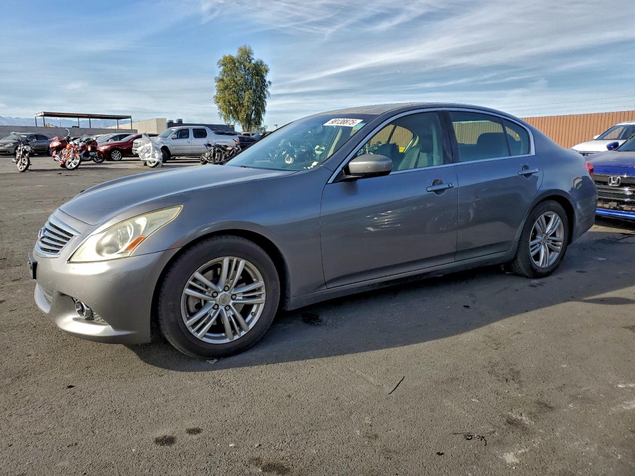 2012 INFINITI G37