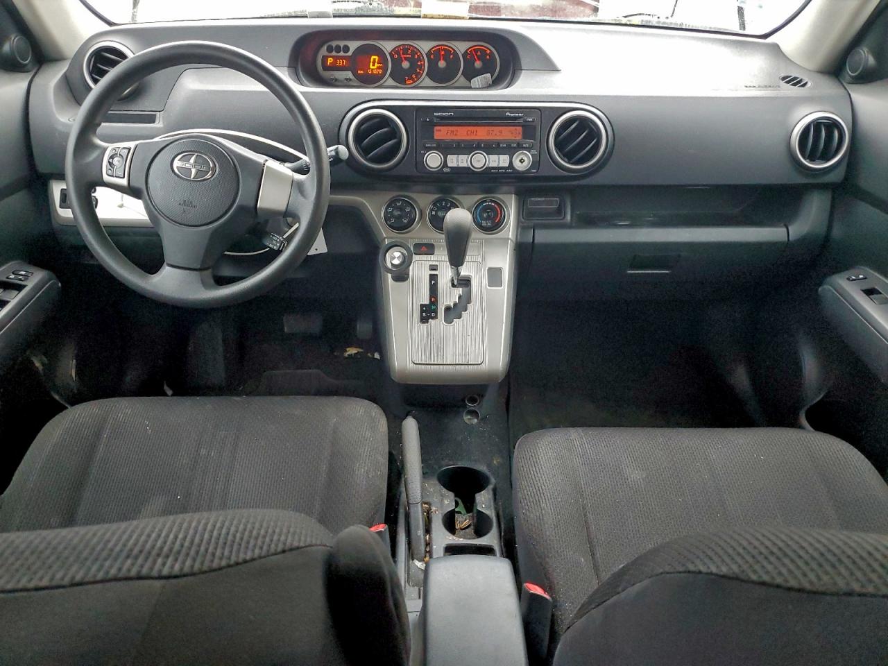 2008 TOYOTA SCION XB photo 8