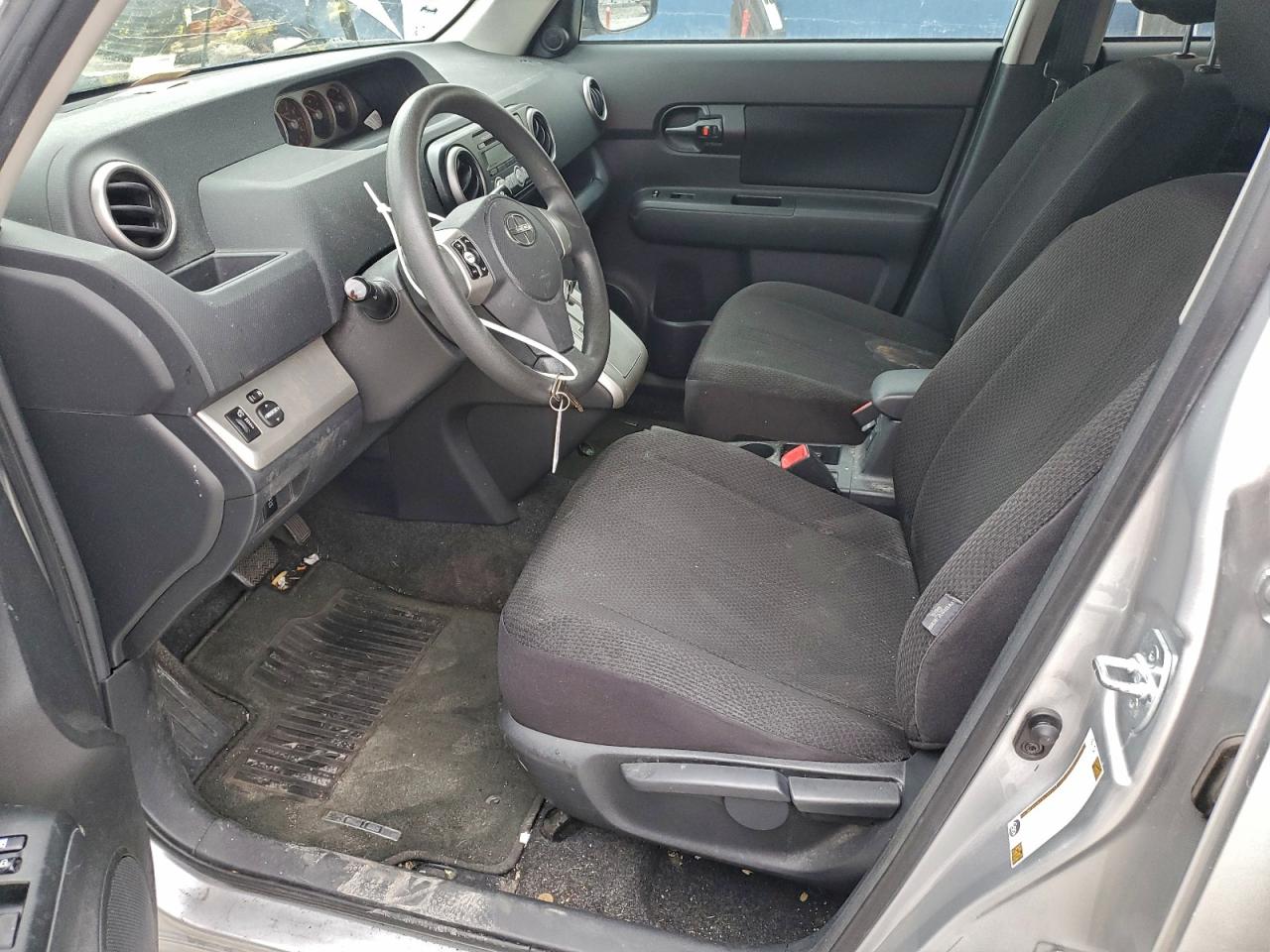 2008 TOYOTA SCION XB photo 7