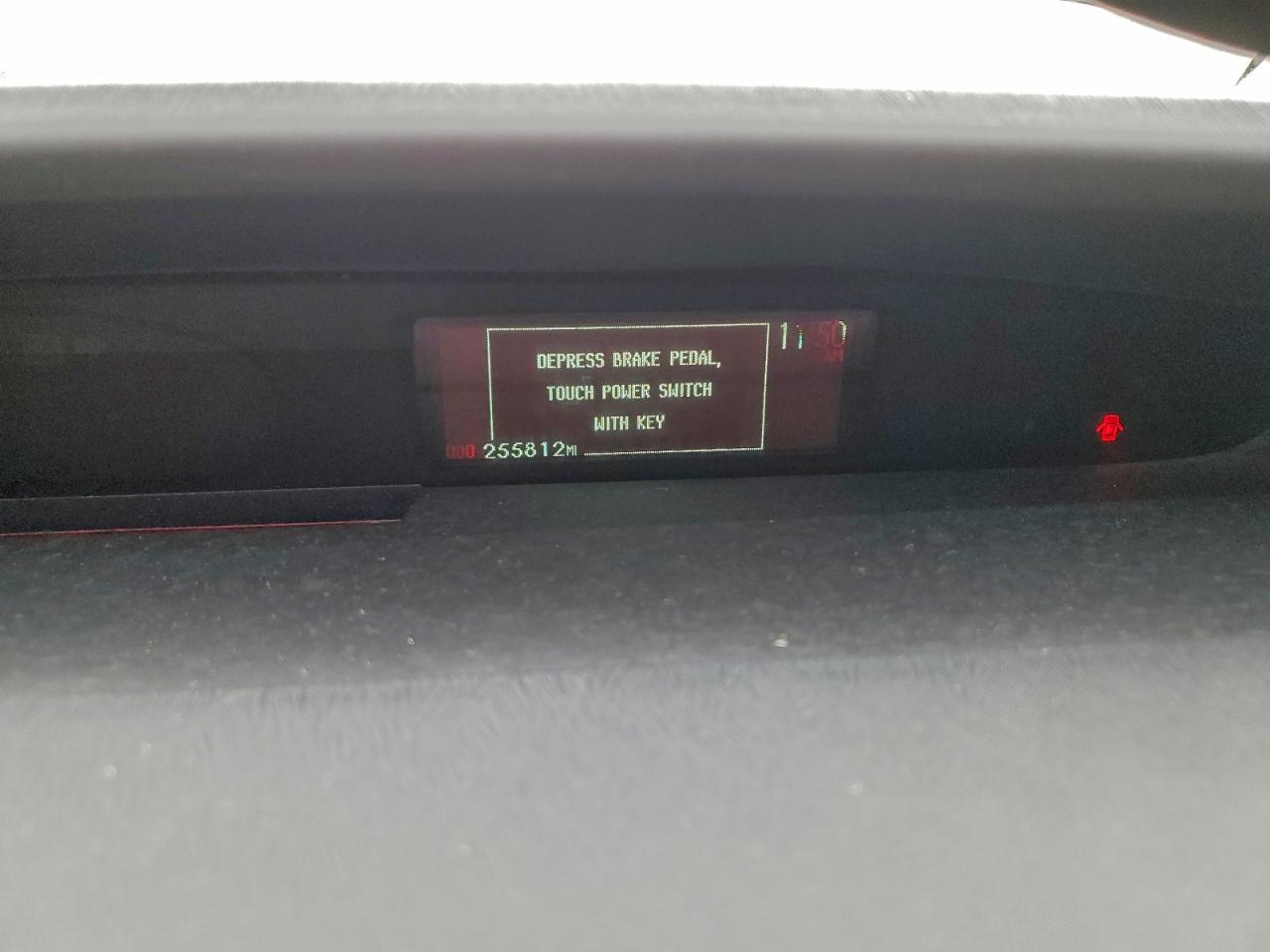 2010 TOYOTA PRIUS photo 9