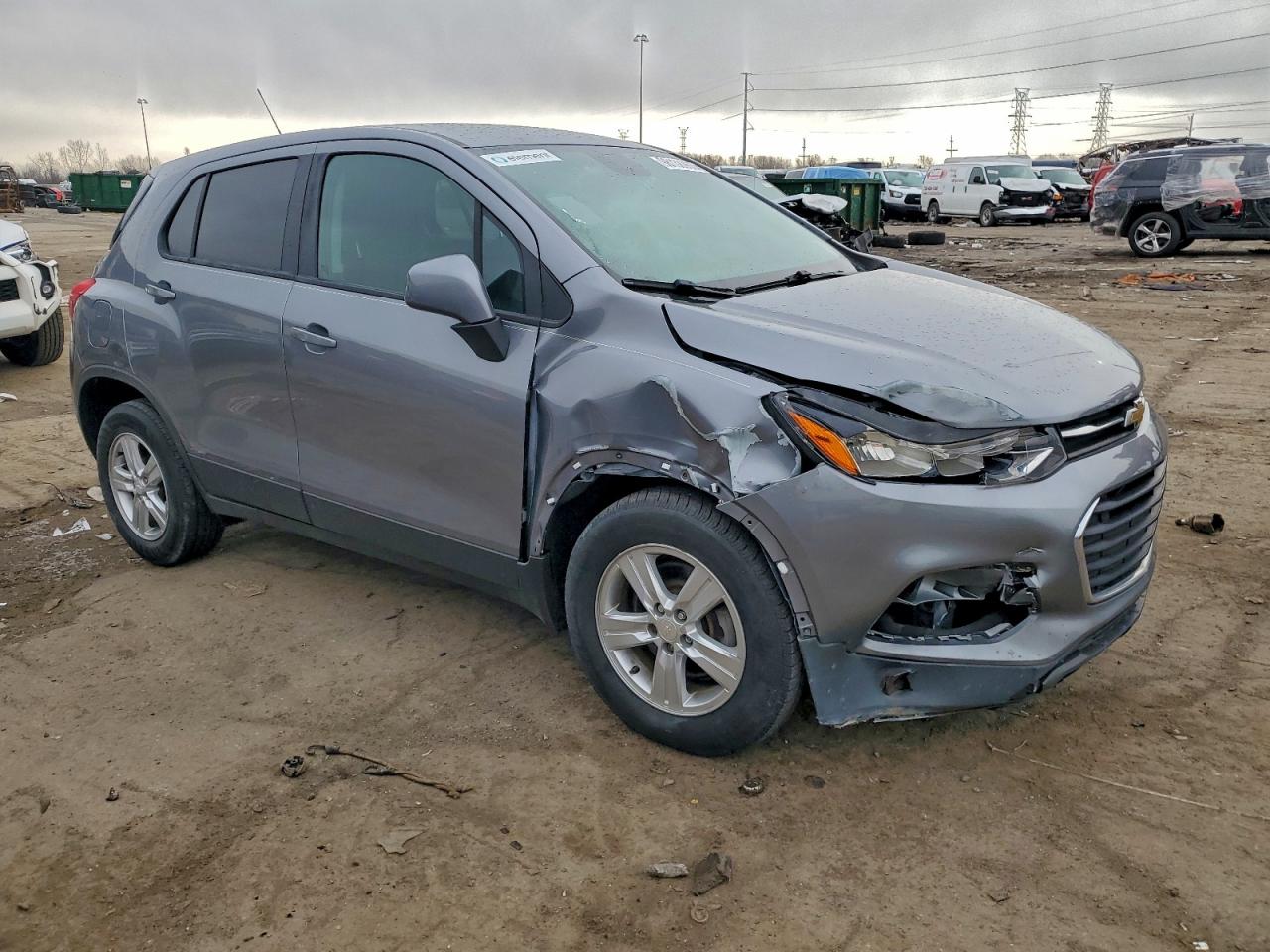 2020 CHEVROLET TRAX LS photo 4