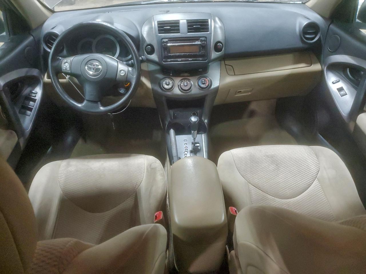 2012 TOYOTA RAV4 photo 8