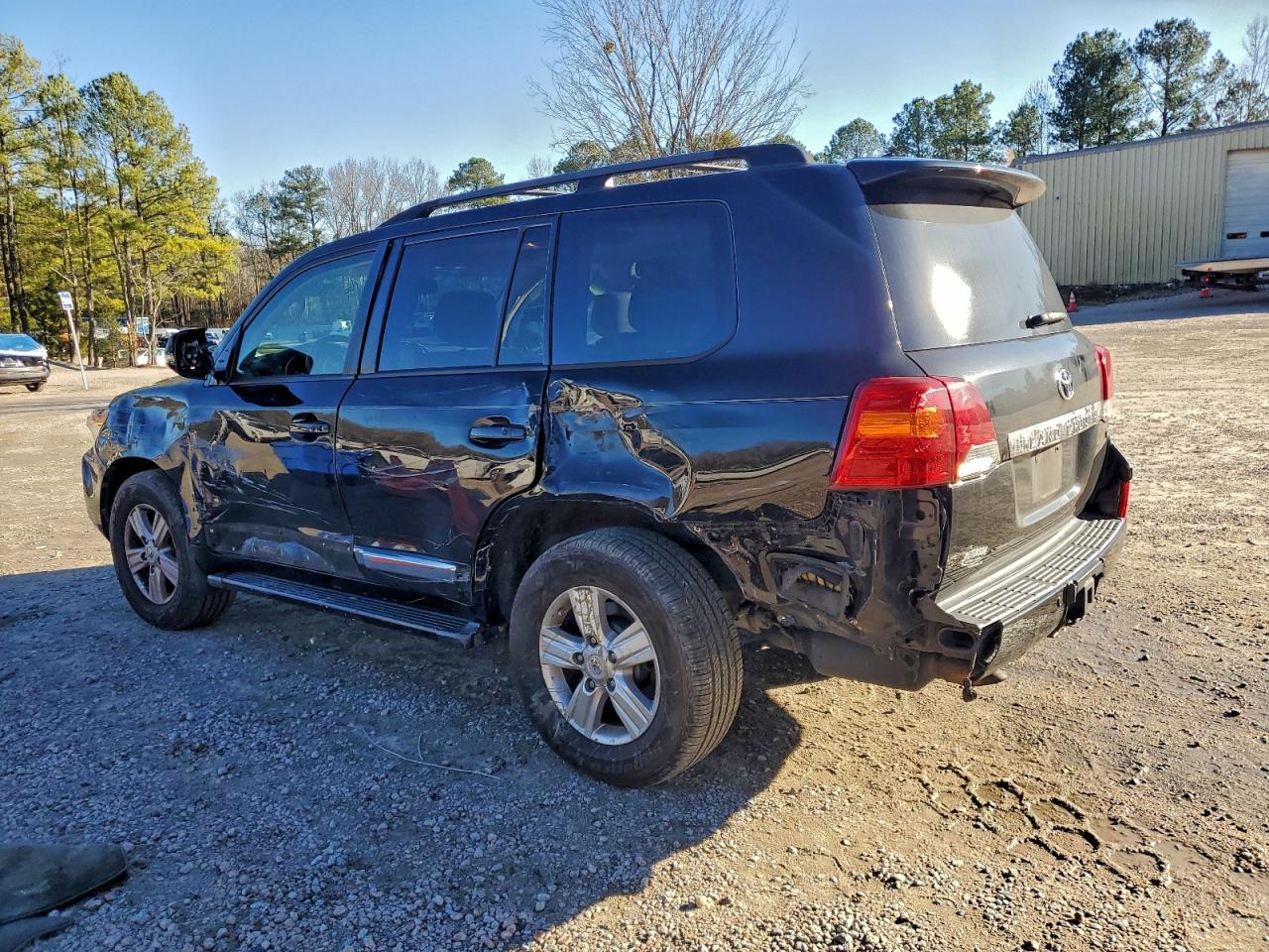 2014 TOYOTA LAND CRUISER photo 2