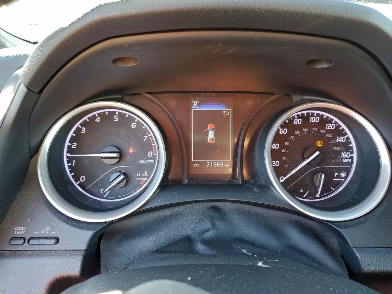 2021 TOYOTA CAMRY LE photo 9
