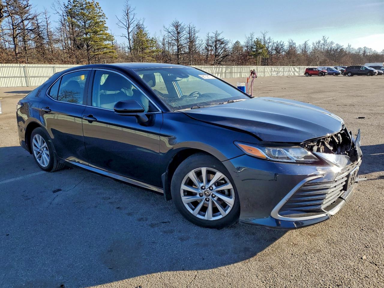2021 TOYOTA CAMRY LE photo 4
